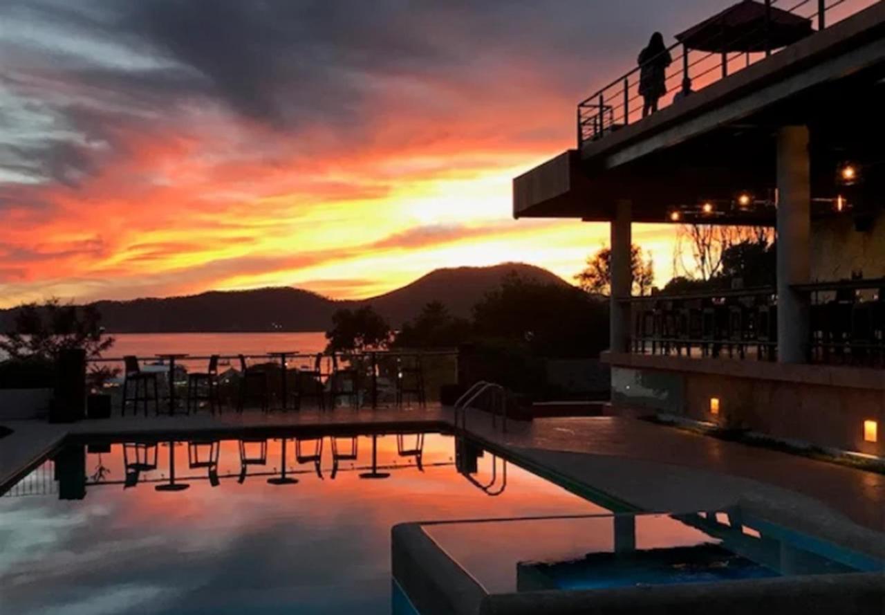 Hotel puesta del sol Valle de Bravo Esterno foto